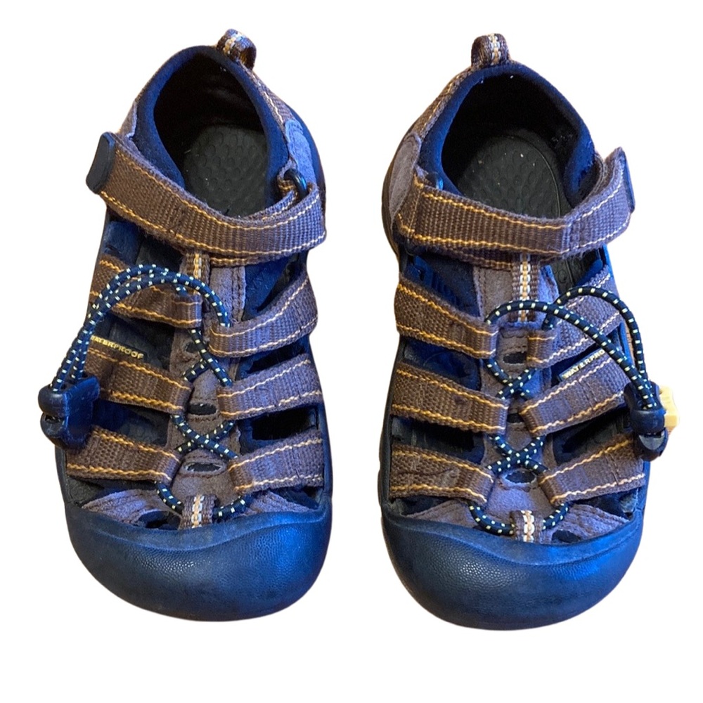 Keen Kids Size 11 Newport H2 Sandals Shoes Waterproof Hiking Closed Toe Brown